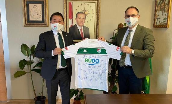 Bursa’nın spor adamı Süleyman Şahin profesörlük unvanı aldı, Bursaspor ziyaretine gitti - Ahmet Emin Yilmaz