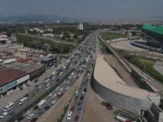 Yollar akaryakıt zamlarıyla boşaldı, ama Bursa yine trafiği en sıkışık kentler arasında - Ahmet Emin Yilmaz