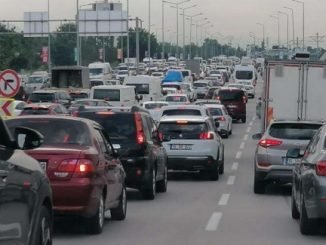 Bursalılar 2021’de trafikte 71 saat kaybettiler - Ahmet Emin Yilmaz
