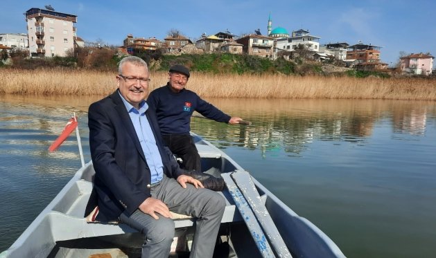 Eskikaraağaç’ta Yaren nöbeti erken başladı: Başkan kayıkta gözler havada - Ahmet Emin Yilmaz