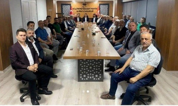 Yeni İl Başkanı Tekin, MHP’nin yeni dönemine belediye meclis üyeleriyle başladı - Ahmet Emin Yilmaz