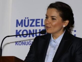 Ayşe Hacıoğlu’nun bürokrasi rekoru:  Büyükşehir’de çalışmadığı birim kalmadı - Ahmet Emin Yilmaz
