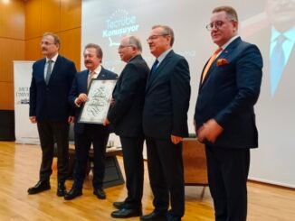 Rektör Prof. Dr. Karip kadim şehir Bursa’da üniversite geleneğini anlattı - Ahmet Emin Yilmaz