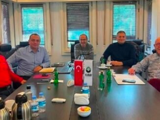 Geleneksel felsefe söyleşileri hazırlığı BUSİAD’da başladı - Ahmet Emin Yilmaz