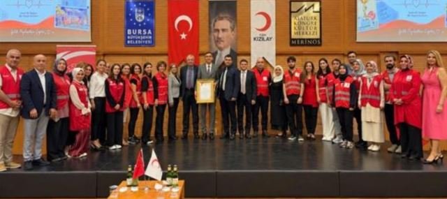 Her şey Bursa kansız kalmasın diye: Sosyal dayanışma okuldan başlıyor - Ahmet Emin Yilmaz