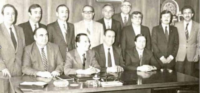 Omuz omuza: Bursa’nın sanayi ve iş dünyası tarihçesi gibi fotoğraf - Ahmet Emin Yilmaz
