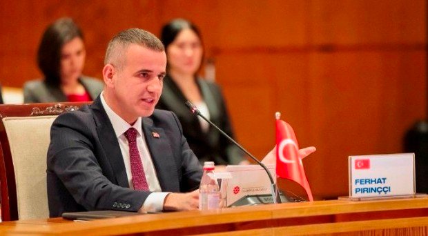 Astana’daki Türk Devletleri Zirvesi’nde Türkiye’yi Ferhat Hoca temsil etti - Ahmet Emin Yilmaz