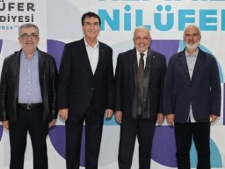 Siyaset yaptıkları partiler farklı, ama şehir dostlukları güçlü - Ahmet Emin Yilmaz