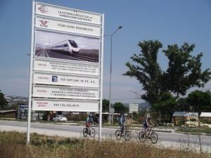 1. YAZI İÇİN HIZLI TREN PROJE TABELASI