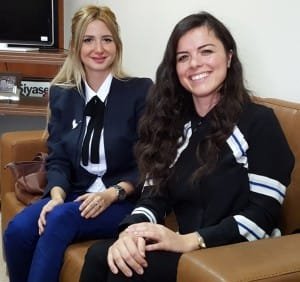 AYŞE ŞAKİR VE EZGİ GÜVEN KOÇUR