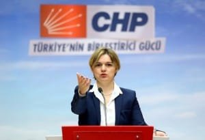 DOÇ. DR. SELİN SAYEK BÖKE