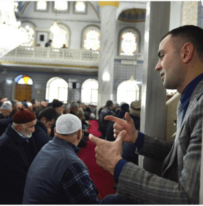 DAVUTDEDE CAMİİ İŞİTME ENGELLİLER İŞARET DİLİYLE HUTBE