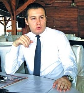 MERKEZ SAĞ HAREKETİ TEMSİLCİSİ UĞUR ŞAHAN