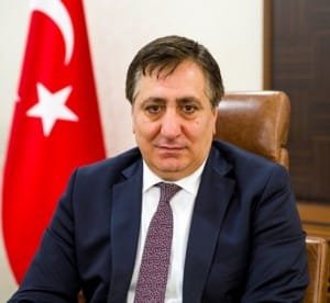 VALİ İZZETTİN KÜÇÜK