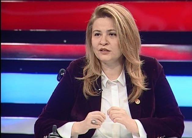 AK PARTİ BURSA MİLLETVEKİLİ BENNUR KARABURUN AK PARTİ BURSA MİLLETVEKİLİ BENNUR KARABURUN