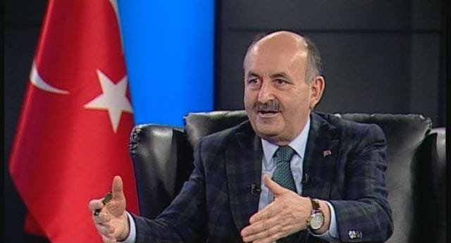 ALIŞMA VE SOSYAL GÜVENLİK BAKANI MEHMET MÜEZZİNOĞLU ALIŞMA VE SOSYAL GÜVENLİK BAKANI MEHMET MÜEZZİNOĞLU