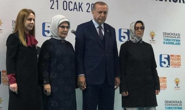 3 CUMHURBAŞKANI RECEP TAYYİP ERDOĞAN EMİNE ERDOĞAN LÜTFİYE SELVA ÇAM GÜLTEN KAPICIOĞLU 3 CUMHURBAŞKANI RECEP TAYYİP ERDOĞAN EMİNE ERDOĞAN LÜTFİYE SELVA ÇAM GÜLTEN KAPICIOĞLU