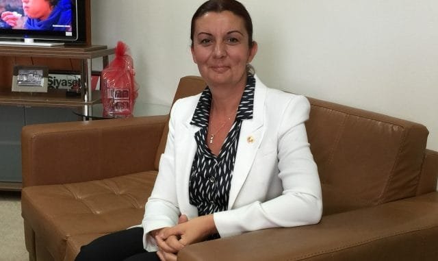 CHP GENEL BAŞKAN YARDIMCISI PROF. DR. LALE KARABIYIL CHP GENEL BAŞKAN YARDIMCISI PROF. DR. LALE KARABIYIL