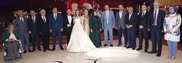 FERİDUN ÖZYÜKSEL VE İSMAİL HAKKI ÇETİNAVCI ÇOCUKLARI DÜĞÜNÜ FERİDUN ÖZYÜKSEL VE İSMAİL HAKKI ÇETİNAVCI ÇOCUKLARI DÜĞÜNÜ