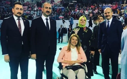 BENNUR KARABURUN ABDÜLHAMİT GÜL SÜLEYMAN SOYLU ZEHRA ZÜMRÜT SELÇUK BENNUR KARABURUN ABDÜLHAMİT GÜL SÜLEYMAN SOYLU ZEHRA ZÜMRÜT SELÇUK