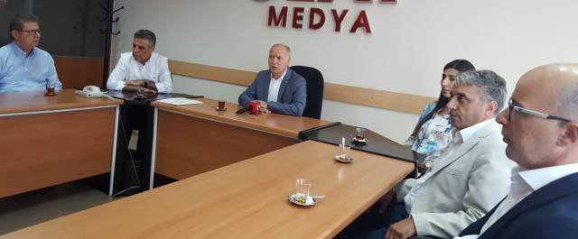 KIZILAY BURSA ŞUBESİ BAŞKANI DAVUT GÜRKAN YÖNETİM MEHMET ALİ İNAN İSMAİL ÖZTAT KIZILAY BURSA ŞUBESİ BAŞKANI DAVUT GÜRKAN YÖNETİM MEHMET ALİ İNAN İSMAİL ÖZTAT