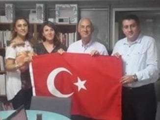 MUSTAFA KARAMAN VE ERDOĞAN BİLENSER BAYRAĞINA SAHİP ÇIK KAMPANYASI