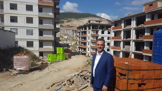 GEMLİK BELEDİYE BAŞKANI REFİK YILMAZ CİHATLI TOPLU KONUTLARI GEMLİK BELEDİYE BAŞKANI REFİK YILMAZ CİHATLI TOPLU KONUTLARI