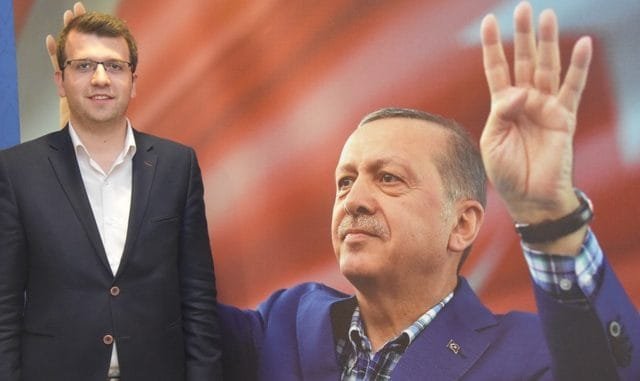 AK PARTİ İL GENÇLİK KOLLARI BAŞKANI TARIK KÖSE AK PARTİ İL GENÇLİK KOLLARI BAŞKANI TARIK KÖSE