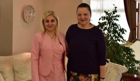 SKÜP BÜYÜKELÇİSİ TÜLİN ERKAL KARA VE MAJA IVANOV SKÜP BÜYÜKELÇİSİ TÜLİN ERKAL KARA VE MAJA IVANOV