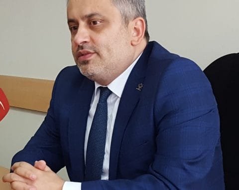 AK PARTİ İL BAŞKANI AYHAN SALMAN AK PARTİ İL BAŞKANI AYHAN SALMAN