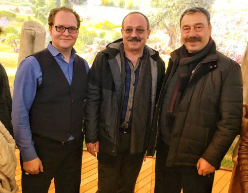 BURSA EMNİYET MÜDÜRÜ OSMAN AK VE PANOMARA 1326 FETİH MÜZESİ MÜDÜRÜ ORHAN MOLLASALİH BURSA EMNİYET MÜDÜRÜ OSMAN AK VE PANOMARA 1326 FETİH MÜZESİ MÜDÜRÜ ORHAN MOLLASALİH