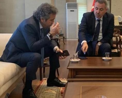 1 ŞENOL ŞANKAYA VE AĞRI VALİSİ SÜLEYMAN ELBAN 1 ŞENOL ŞANKAYA VE AĞRI VALİSİ SÜLEYMAN ELBAN