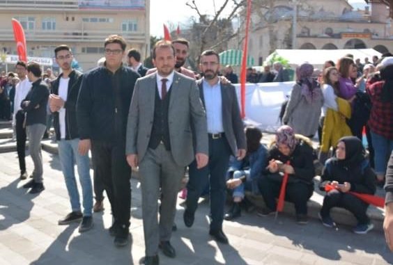 AK PARTİ BURSA MİLLETVEKİLİ REFİK ÖZEN AK PARTİ BURSA MİLLETVEKİLİ REFİK ÖZEN
