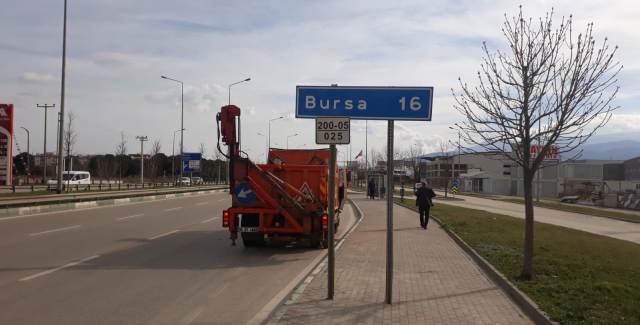 KARAYOLLARI BURSA 16 KİLOMETRE TABELASI KARAYOLLARI BURSA 16 KİLOMETRE TABELASI