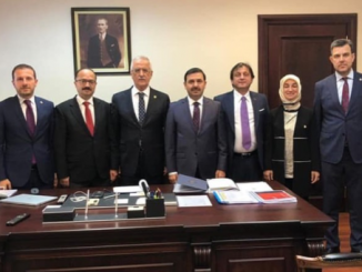 AK PARTİ BURSA MİLLETVEKİLLERİ ADALET BAKAN YARDIMCILARI ZEKERDİYA BİRKAN VE UĞURHAN KUŞ
