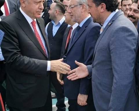 AK PARTİ BURSA MİLLETVEKİLİ REFİK ÖZEN VE CUMHURBAŞKANI RECEP TAYYİP ERDOĞAN AK PARTİ BURSA MİLLETVEKİLİ REFİK ÖZEN VE CUMHURBAŞKANI RECEP TAYYİP ERDOĞAN
