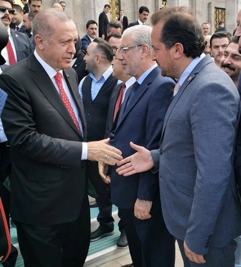 AK PARTİ BURSA MİLLETVEKİLİ REFİK ÖZEN VE CUMHURBAŞKANI RECEP TAYYİP ERDOĞAN AK PARTİ BURSA MİLLETVEKİLİ REFİK ÖZEN VE CUMHURBAŞKANI RECEP TAYYİP ERDOĞAN