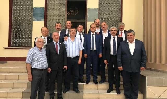 BURSA SİYASETİ GÜMÜLCİNE TÜRK GENÇLER BİRLİEĞİ ÖNÜNDE ERKAN AYDIN YÜKSEL ÖZKAN İSMAİL TATLIOĞLU YAHYA BAHADIR BURSA SİYASETİ GÜMÜLCİNE TÜRK GENÇLER BİRLİEĞİ ÖNÜNDE ERKAN AYDIN YÜKSEL ÖZKAN İSMAİL TATLIOĞLU YAHYA BAHADIR