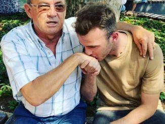 6 BURSASPOR 2 KAPTANI SEDAT ÖZDEN VE ERTUĞRUL ERSOY SEDAT 3