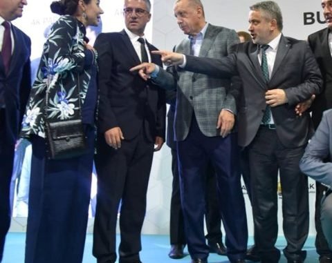 CUMHURBAŞKANI RECEP TAYYİP ERDOĞAN İL BAŞKANI AYHAN SALMAN MUDANYA İLÇE BAŞKANI İNCİ SÖĞÜTLÜ CUMHURBAŞKANI RECEP TAYYİP ERDOĞAN İL BAŞKANI AYHAN SALMAN MUDANYA İLÇE BAŞKANI İNCİ SÖĞÜTLÜ
