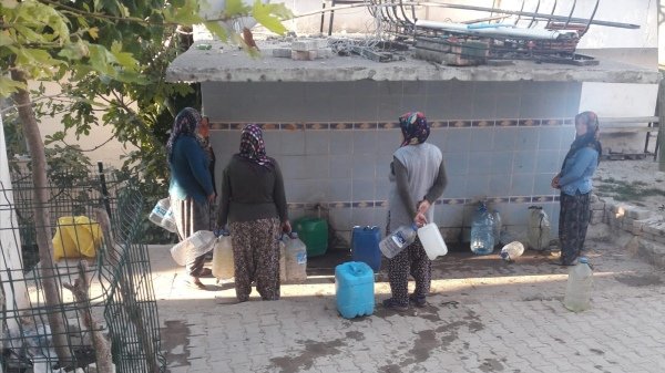 4 BÜYÜKORHAN KÖYLERİ SUSUZ YAZ ÇEŞME BAŞI 4 BÜYÜKORHAN KÖYLERİ SUSUZ YAZ ÇEŞME BAŞI