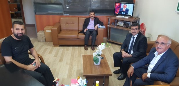 BURSA ERZURUM DERNEKLERİ FEDERASYONU BAŞKANI ÖMER ÖMEROĞULLARI VE YÖNETİMİ BURSA ERZURUM DERNEKLERİ FEDERASYONU BAŞKANI ÖMER ÖMEROĞULLARI VE YÖNETİMİ