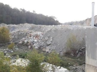 HARMANCIK DEDEBALİ KÖYÜ TAŞ OCAĞI DAĞI METRE ALÇALTACAK