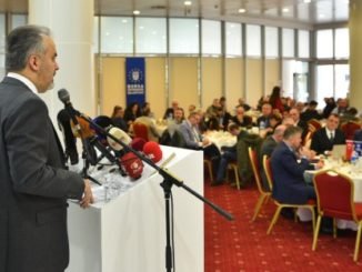 BÜYÜKŞEHİR BELEDİYE BAŞKANI ALİNUR AKTAŞ BASINLA SOHBET
