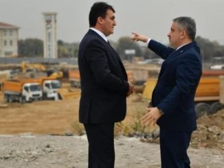 AYHAN SALMAN VE OSMANGAZİ BELEDİYE BAŞKANI MUSTAFA DÜNDAR OSMANGAZİ MEYDANI