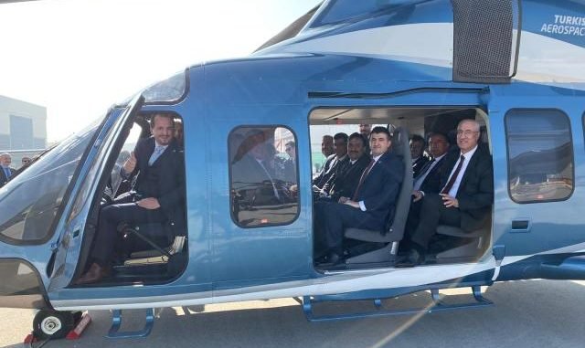 SAVUNMA SANAYİ ATAK VE GÖKBEY HELİKOPTERLERİ KOKPİTTE REFİK ÖZEN