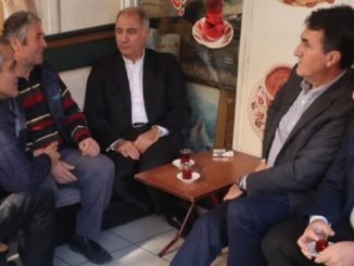 EFKAN ALA MUSTAFA DÜNDAR UFUK ÇÖZMEZ ÇEKİRGEDE ÇAY OCAĞI SOHBETİ