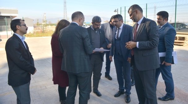 YILDIRIM BELEDİYE BAŞKANI OKTAY YILMAZ VE İL SAĞLIK MÜDÜRÜ DR FERHAT EKİNCİ YILDIRIM BELEDİYE BAŞKANI OKTAY YILMAZ VE İL SAĞLIK MÜDÜRÜ DR FERHAT EKİNCİ