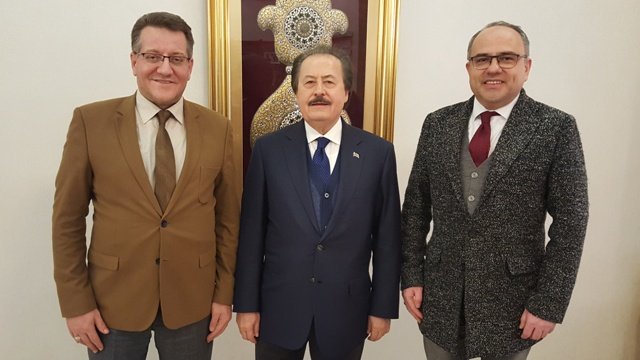 DEVLET ESKİ BAKANI CAVİT ÇAĞLAR, BATI TRAKYA TÜRKLERİ DERNEĞİ BAŞKANI DR ALİ EMİN LATİF VE YILDIRIM BELEDİYE BAŞKAN YARDIMCISI ALİ MOLLASALİH