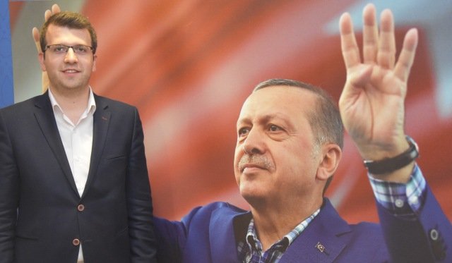 AK PARTİ İL GENÇLİK KOLLARI BAŞKANI TARIK KÖSE AK PARTİ İL GENÇLİK KOLLARI BAŞKANI TARIK KÖSE